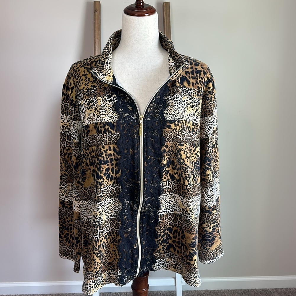 Bundle of Two Onque Casual Zip Up Tops Animal Print and Red Size 2X in GUC - Picture 3 of 17